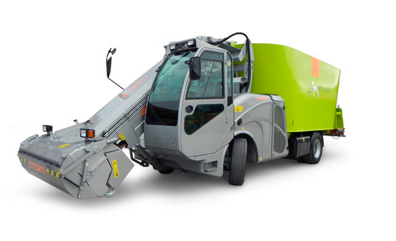 VERTICAL MIXING WAGON / SELF-PROPELLED / FRONT DISCHARGE / 2-AUGER (DOBERMANN SW GP) VERTICAL MIXING WAGON / SELF-PROPELLED / FRONT DISCHARGE / 2-AUGER (DOBERMANN SW GP)